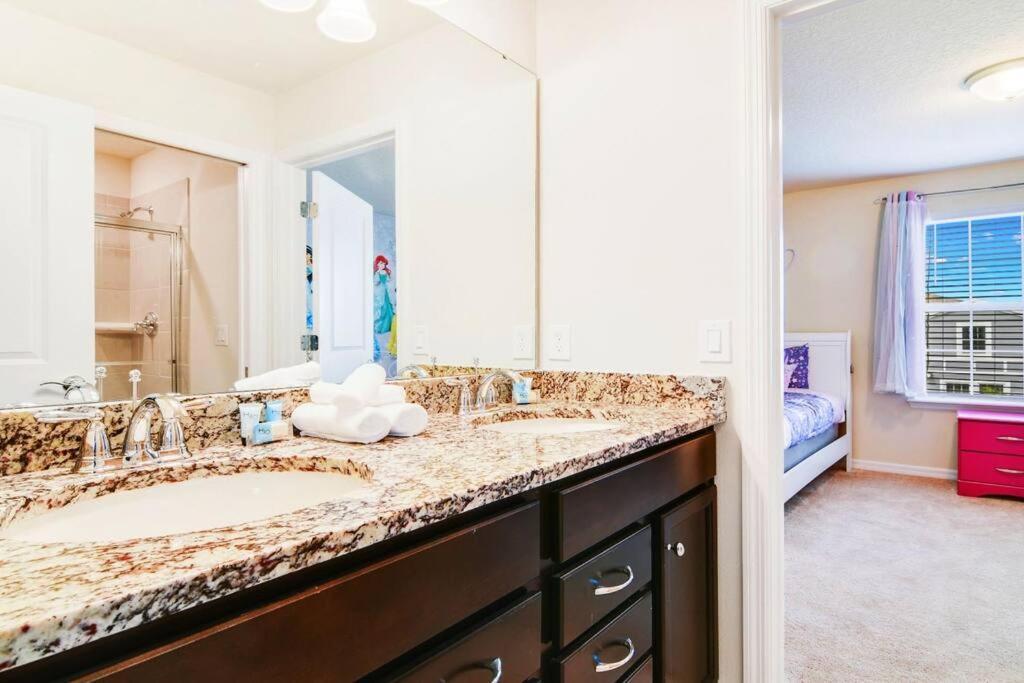 Magical Mansion 10 Bedroom W Pool Near Disney Davenport Bagian luar foto